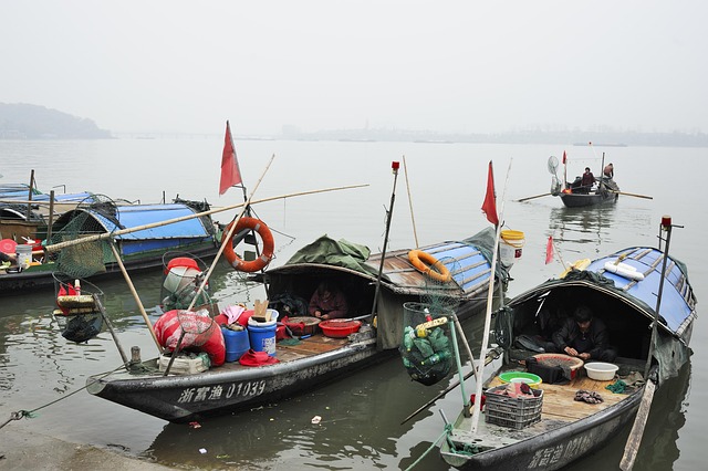 yield farming strategy flowchart with protocol logos and token reward illustrations